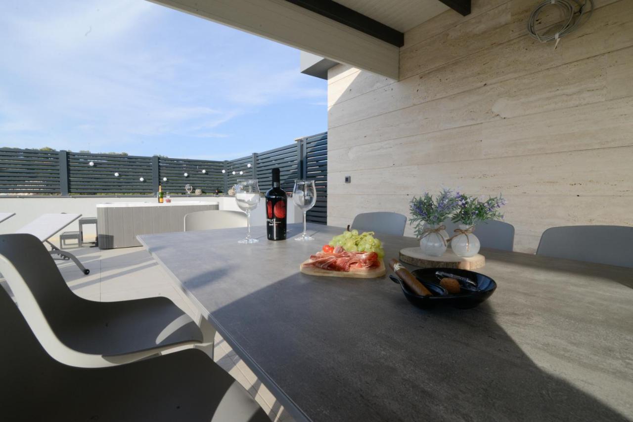 Magic Sunset Apartment Zadar Bagian luar foto